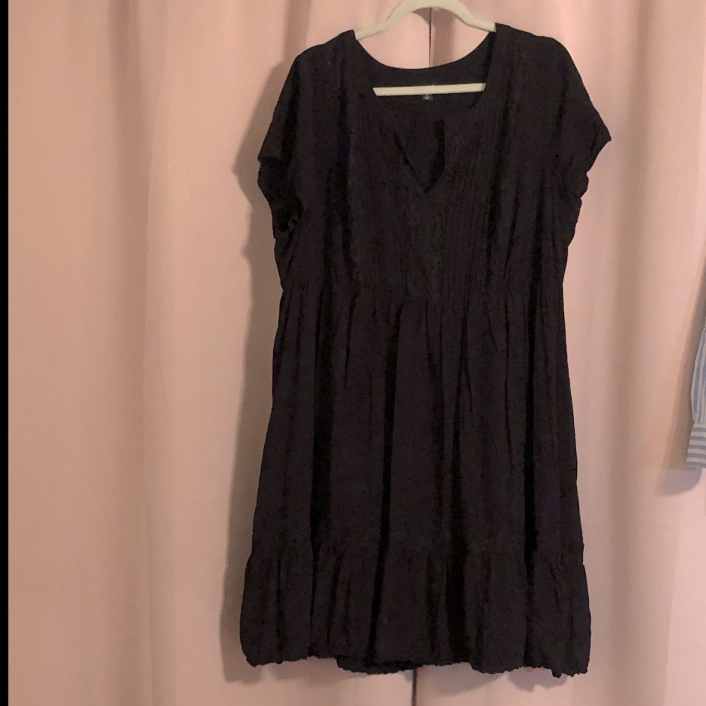 Black tiered lace inset casual dress